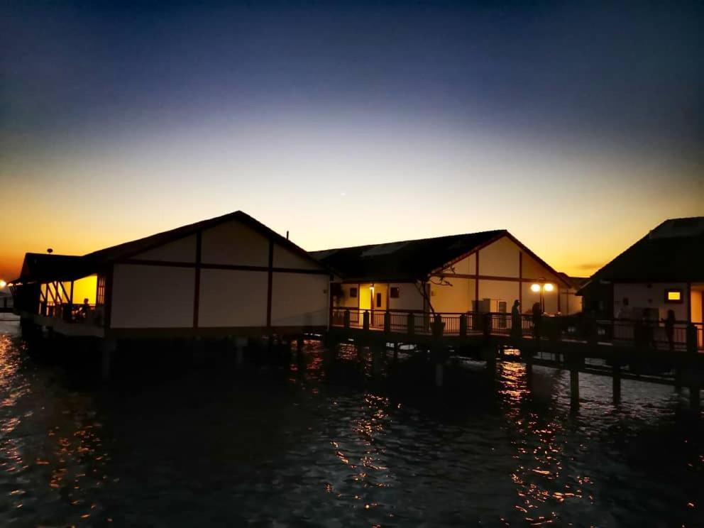 Water Chalet Port Dickson- Private Esterno foto